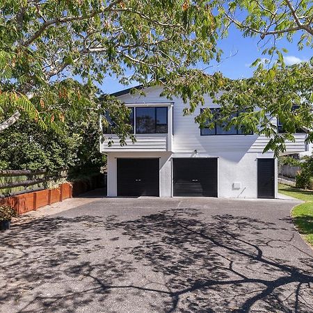 Serene At Snells - Snells Beach Bach Exterior photo